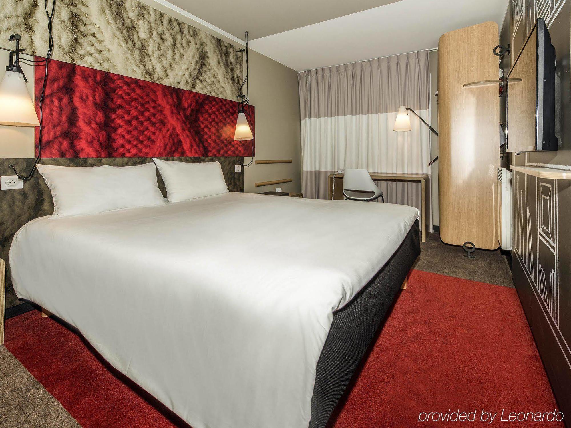 Ibis Nanterre La Defense Hotel Bagian luar foto